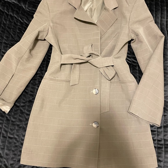 Jacket dress with waist tie - Picture 4 of 4